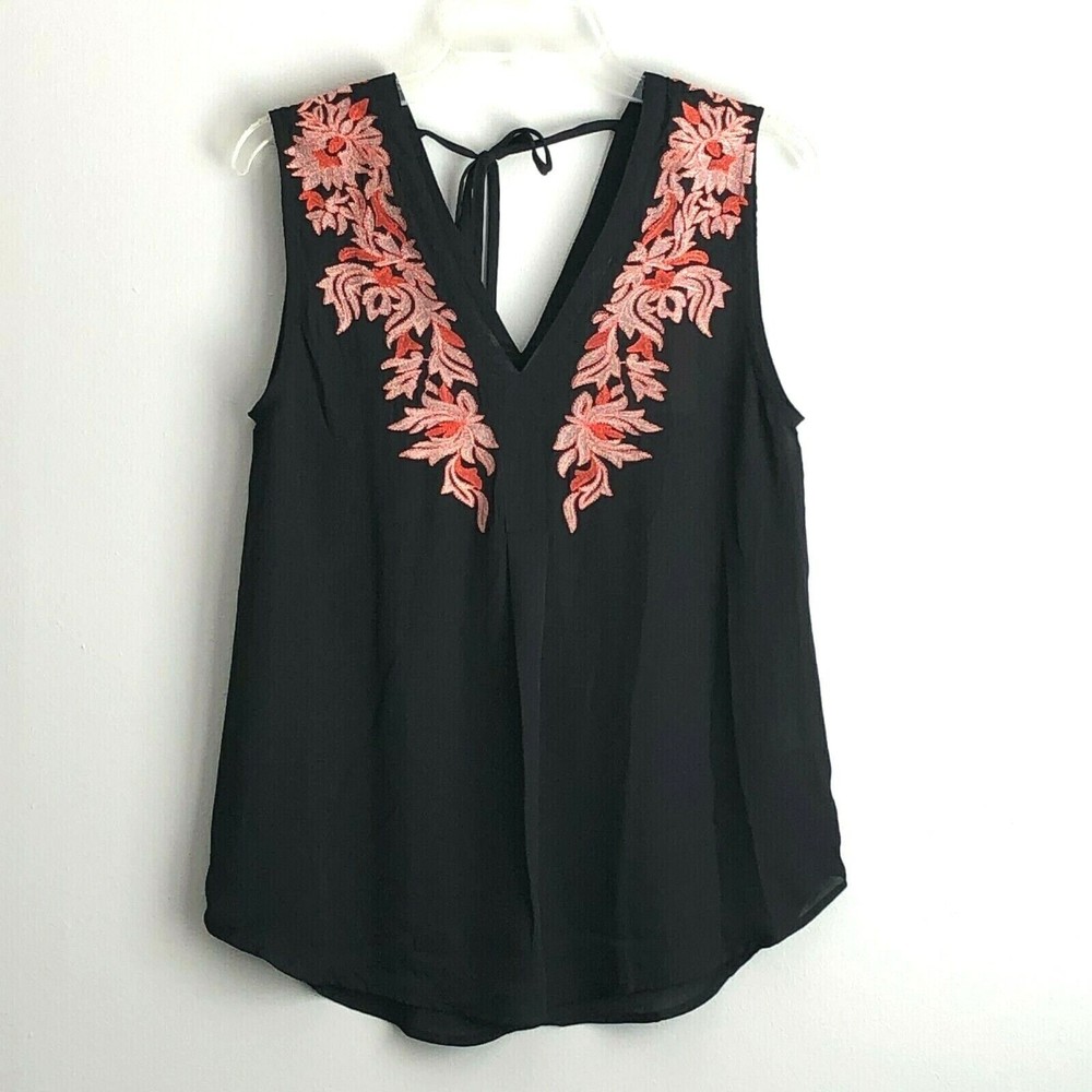 NWT ENTRO V-neck Embroidered Sleeveless Tassel Detail Black Top Tunic Blouse- S